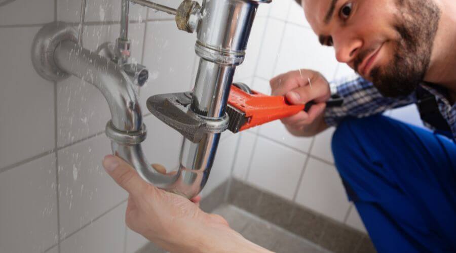 Professional same day plumber services in Toppenish, WA
